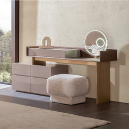 Dressing Table / Drawer Chest