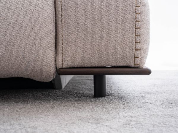 Walnut | Koltuk Stable+Stable