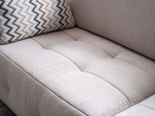 Walnut | Koltuk Stable+Stable