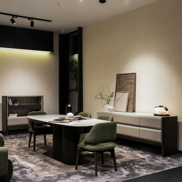 Aurelia | Dining Table